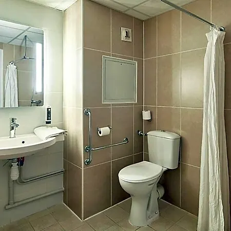Evry 2 - 3 Etoiles Hotel Lisses